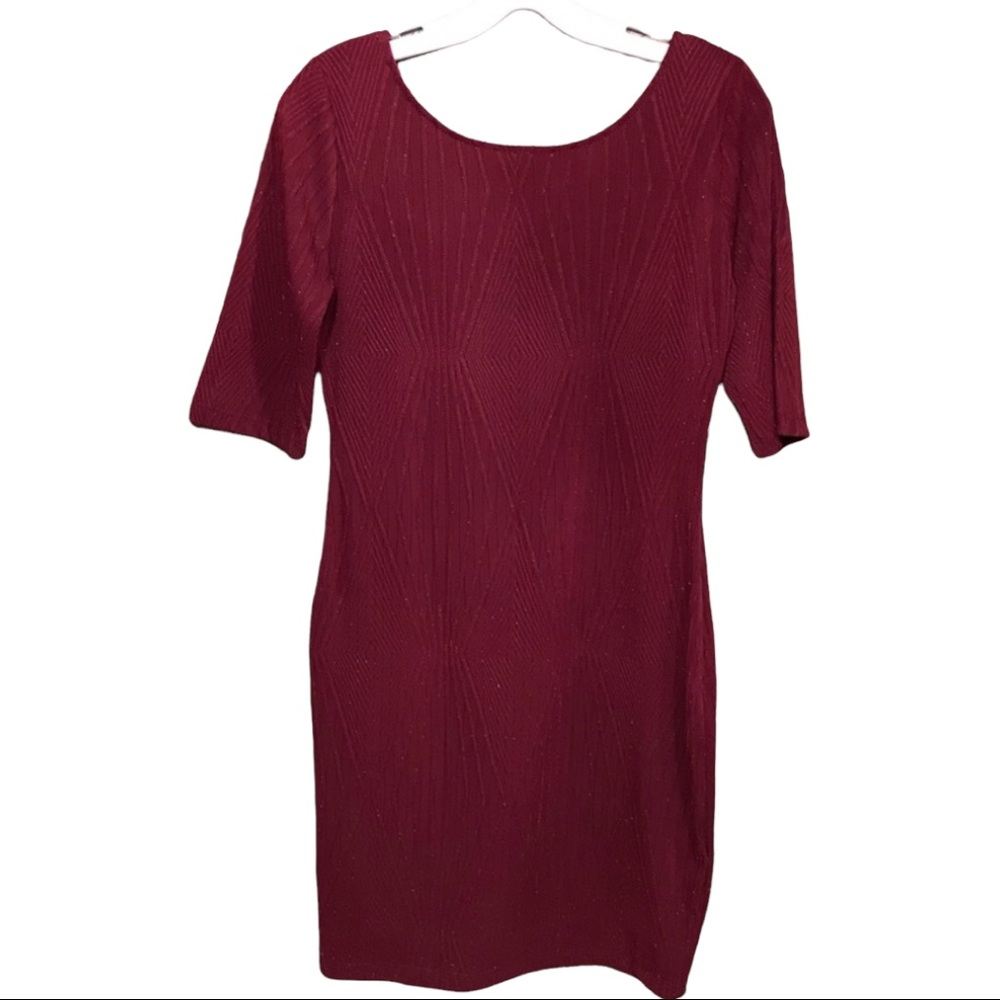 Mind Code Maroon dress - Picture 8 of 8